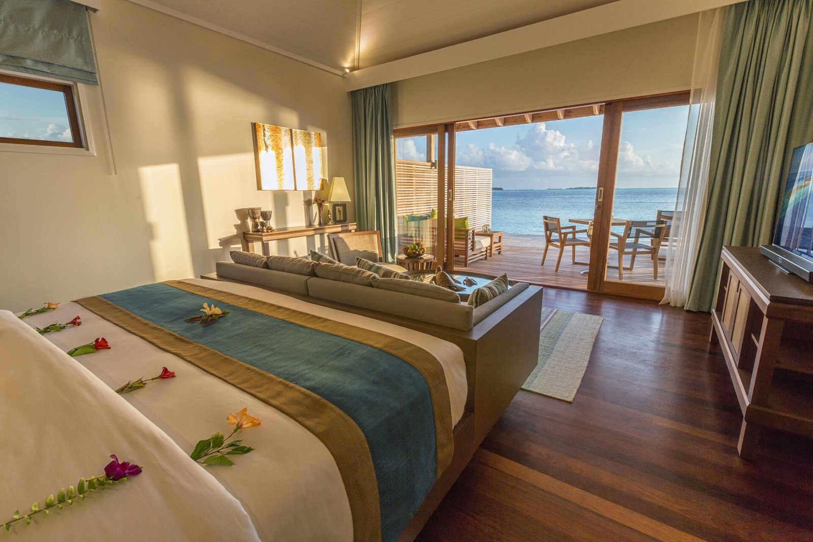 Hurawalhi Island Resort, rooms