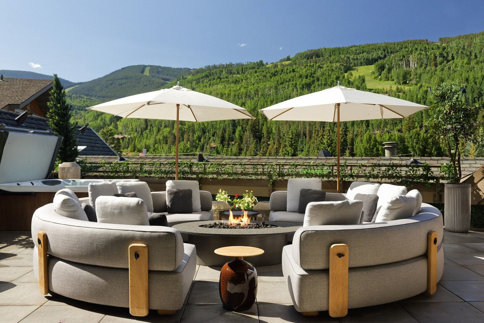 Four Seasons Resort and Residences Vail, vibe