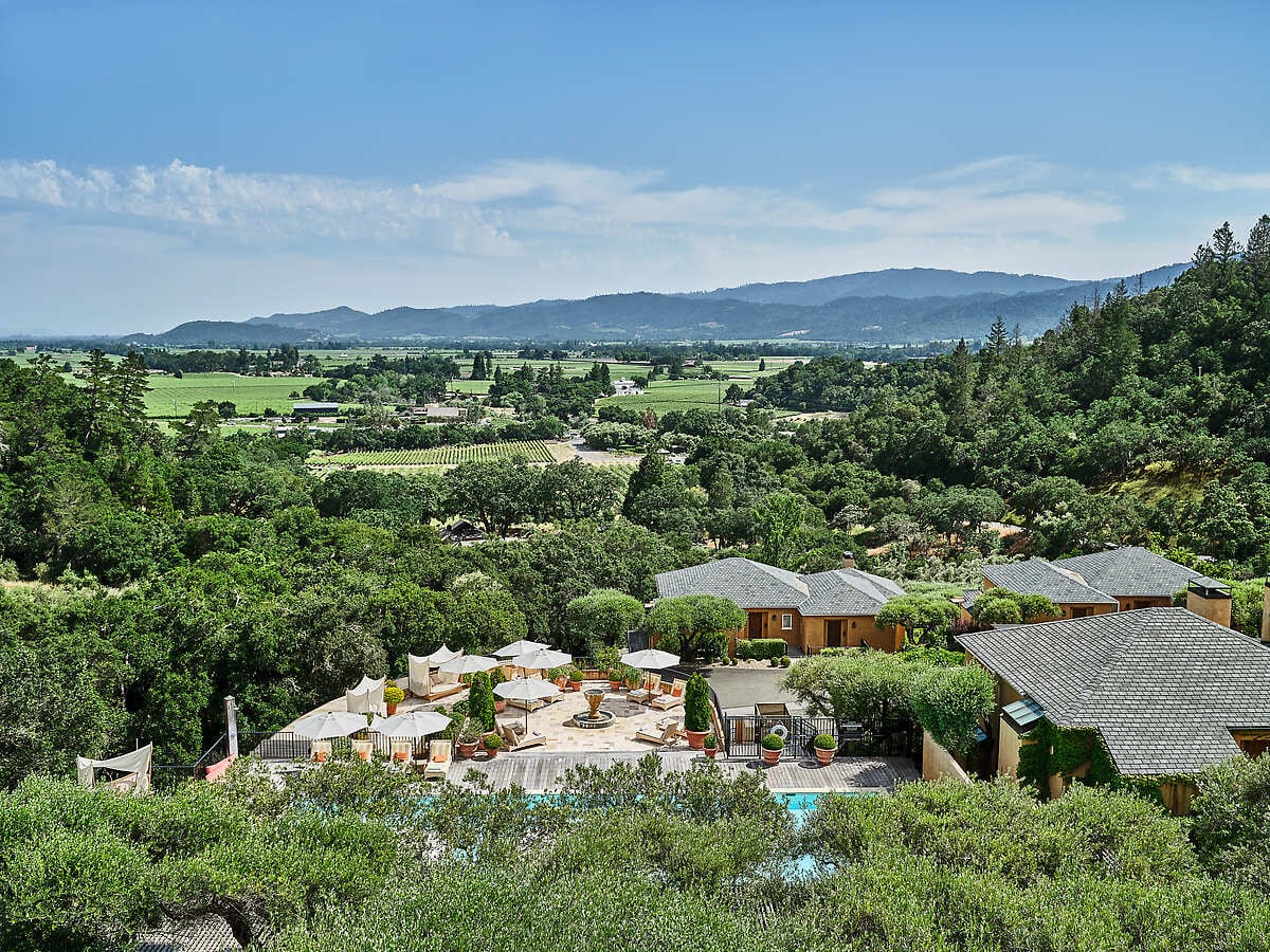 Auberge du Soleil, eat & drink