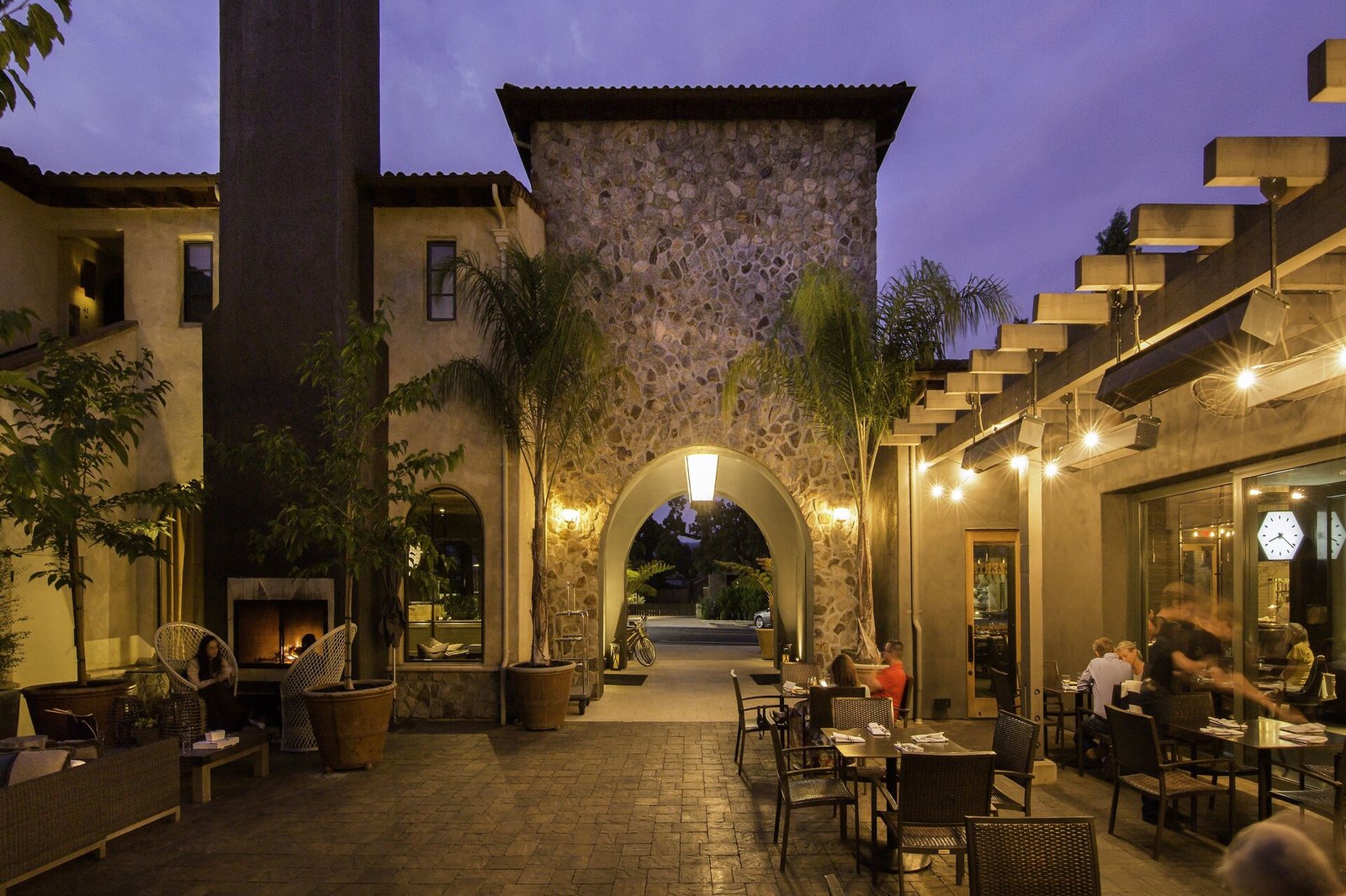 North Block Hotel, eat & drink