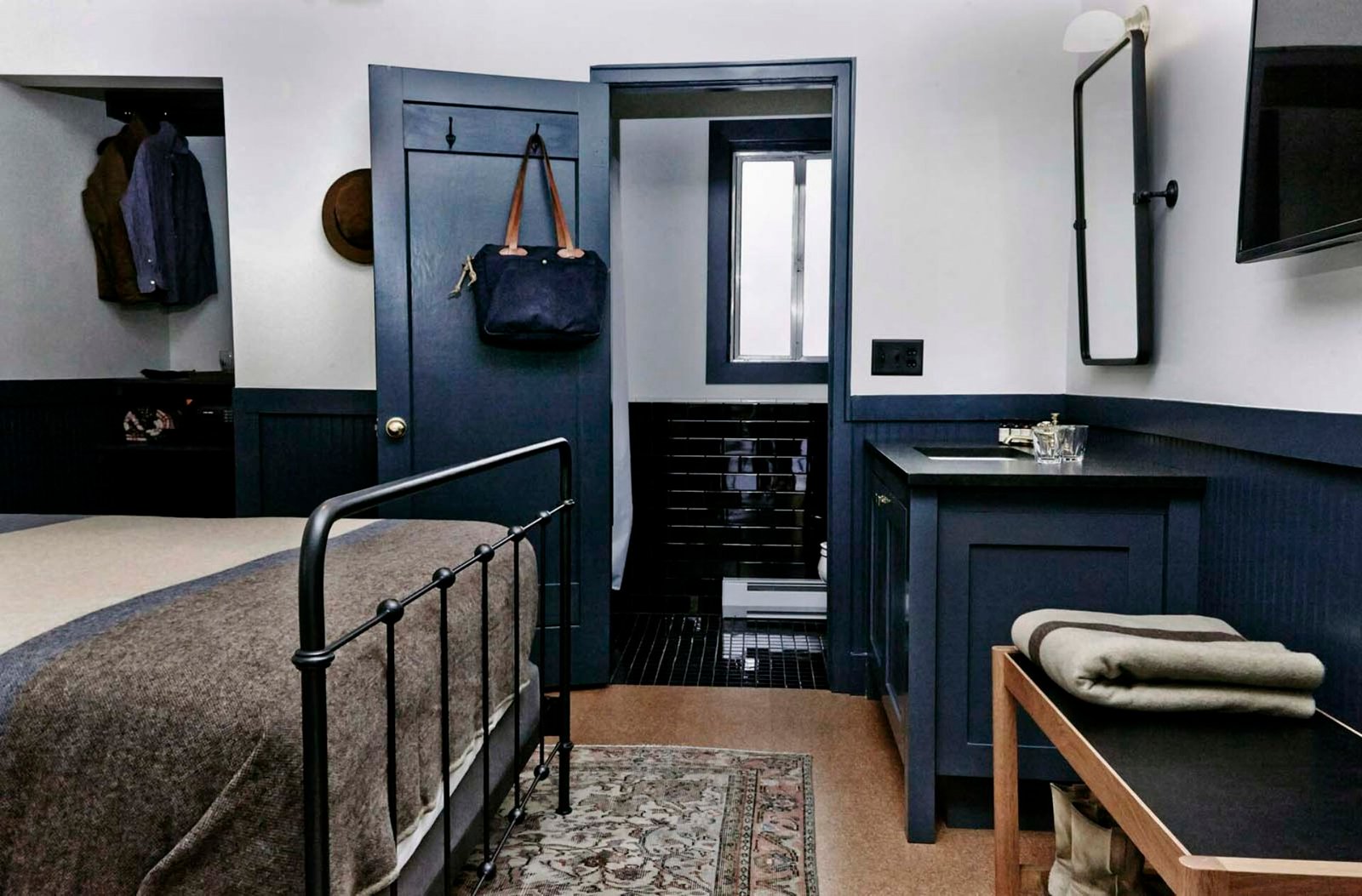Anvil Hotel, rooms