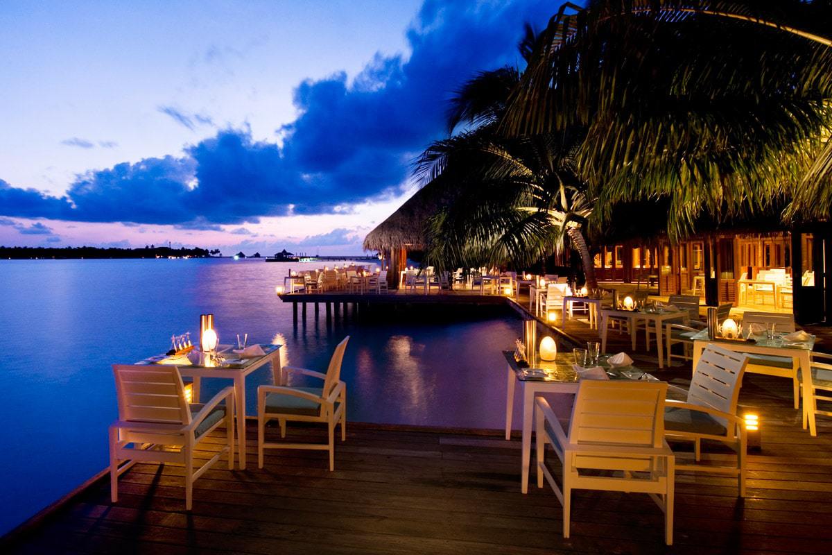 Conrad Maldives Rangali Island, vilu restaurant & bar