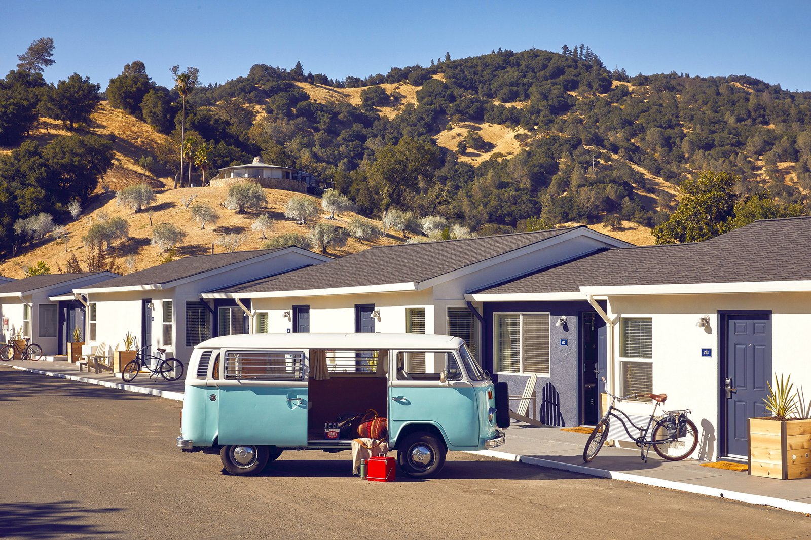 Calistoga Motor Lodge and Spa, backstory