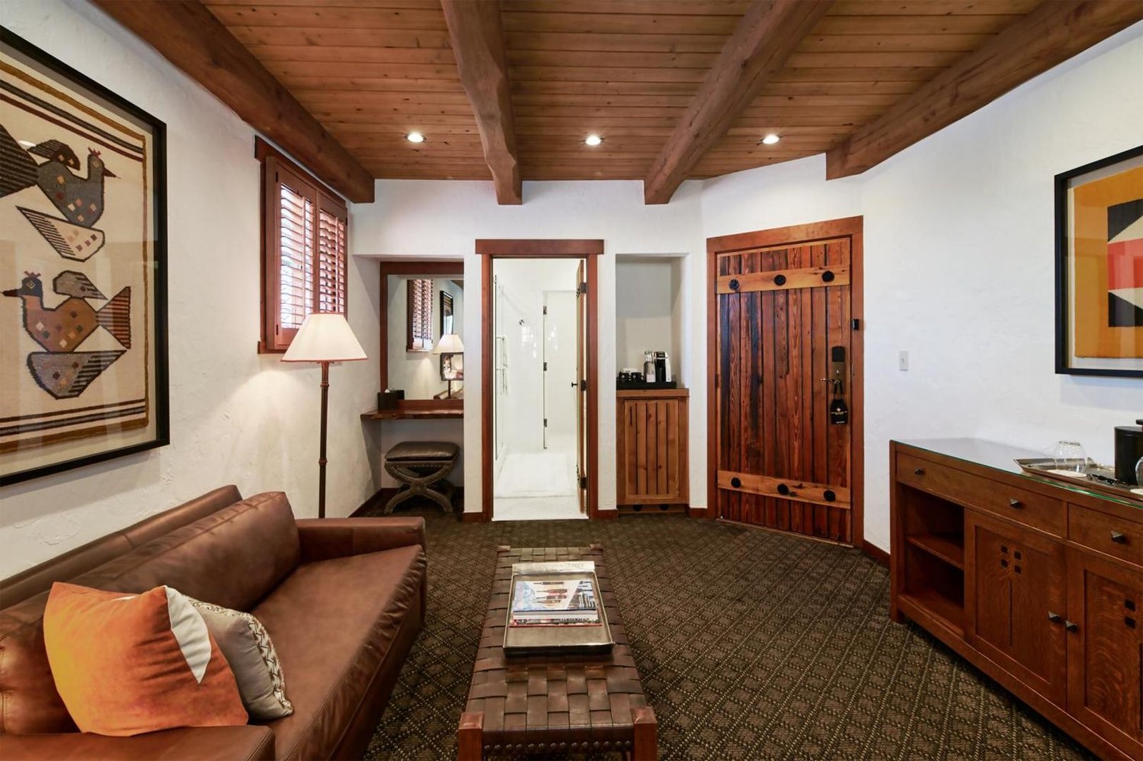 Rancho Caymus Inn, rooms