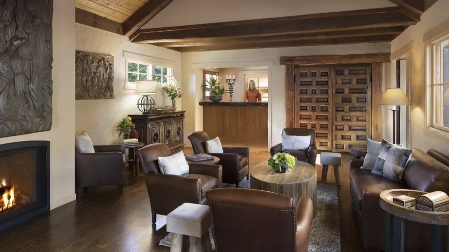 Rancho Caymus Inn, eat & drink