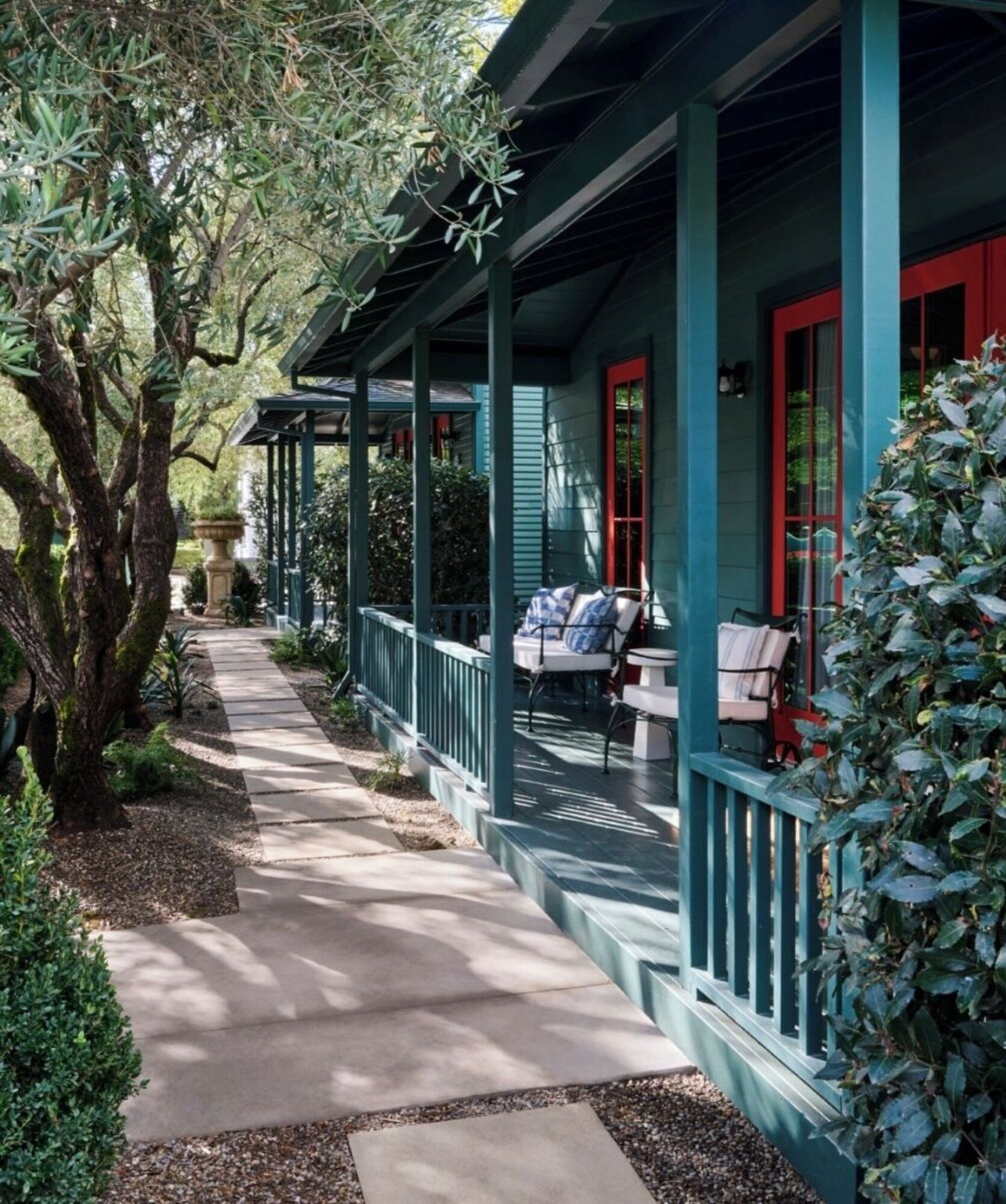 Cottages at Little Saint, vibe
