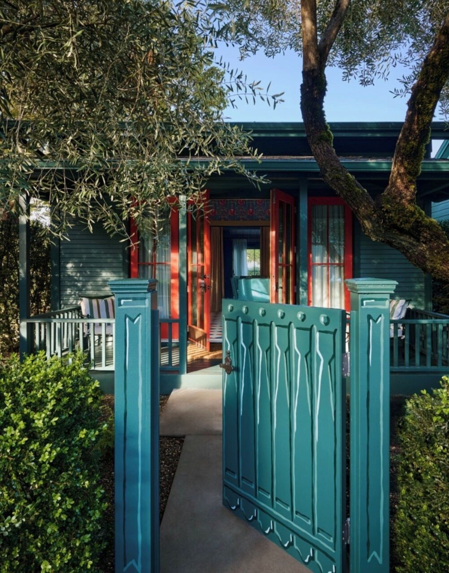 Cottages at Little Saint, backstory