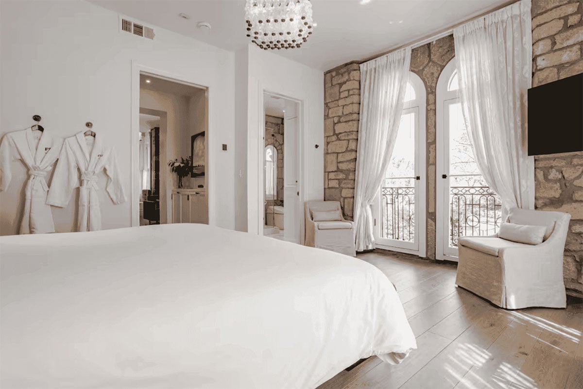 The Francis House, rooms