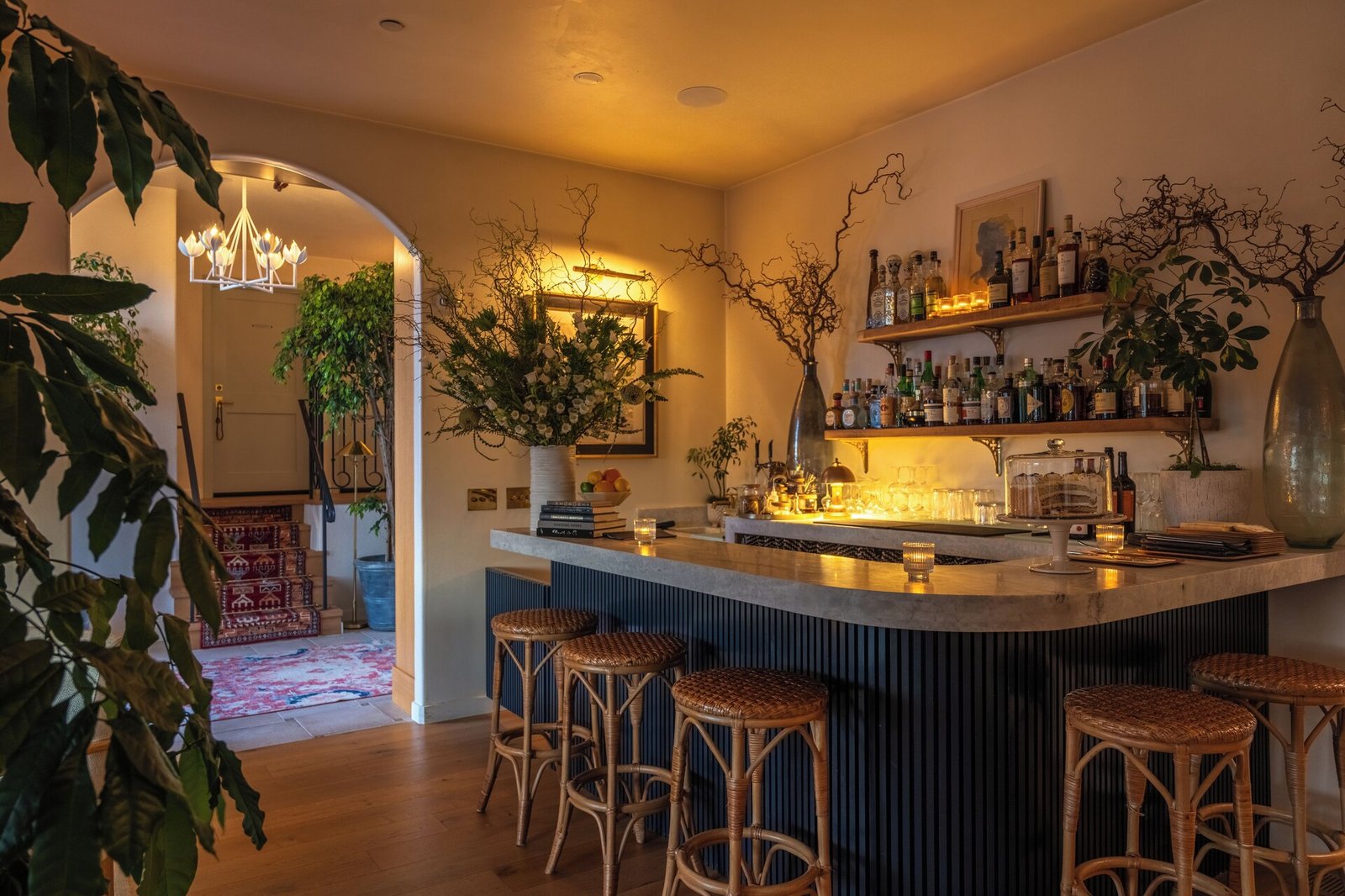 Villa Mara Carmel, eat & drink