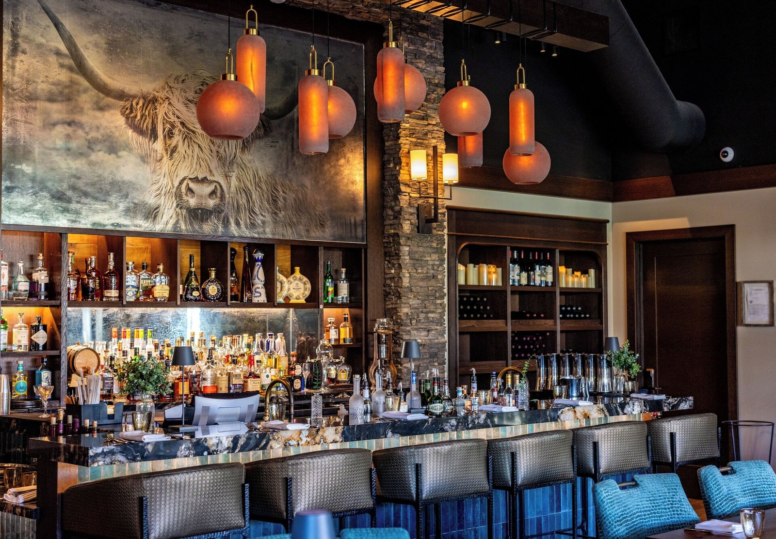 The Meritage Resort and Spa, ember steak & champagne lounge