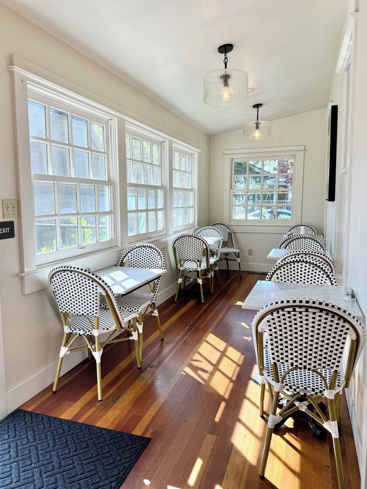 Lavender, A Four Sisters Inn, eat & drink