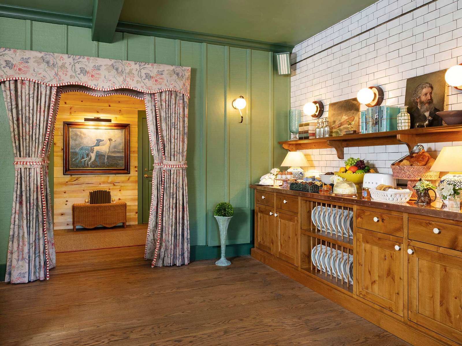 Le Petit Pali St. Helena, eat & drink