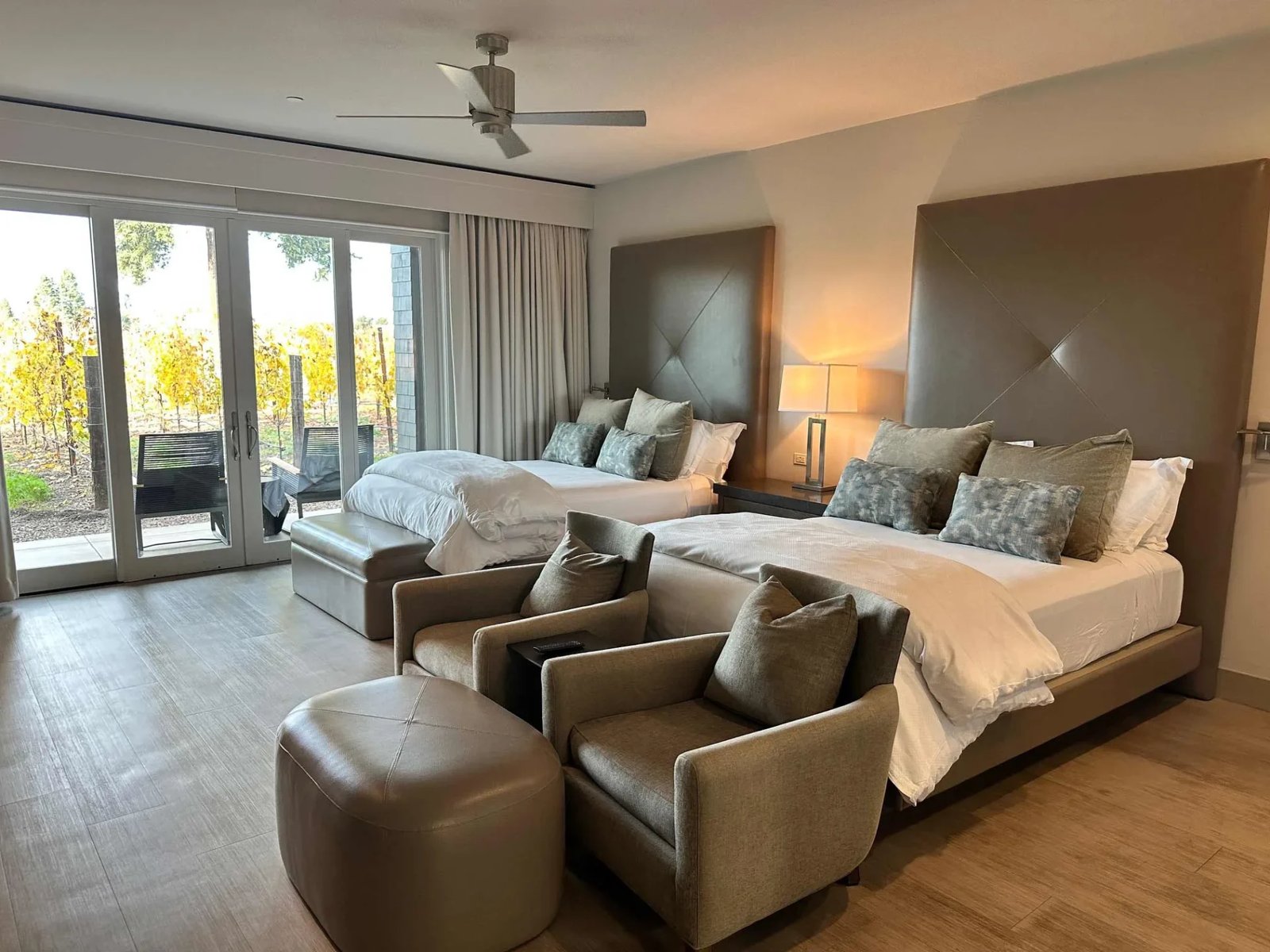 SENZA Hotel, rooms