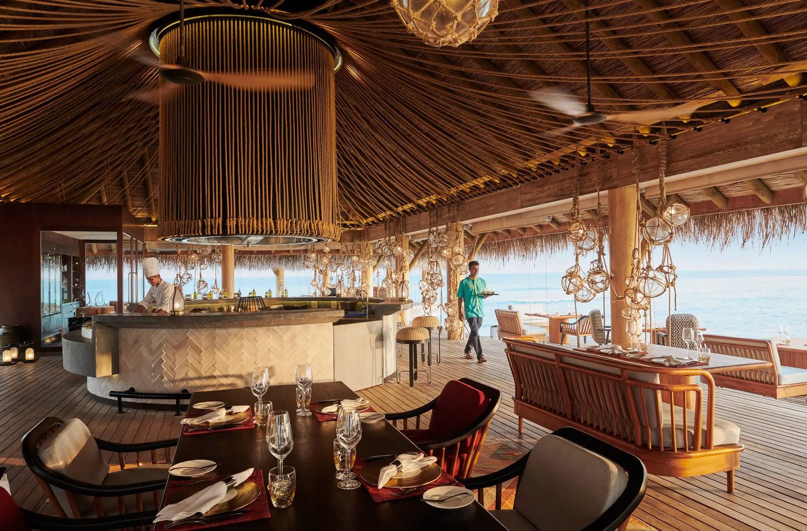 Coralarium at Sirru Fen Fushi Private Lagoon Resort, eat & drink