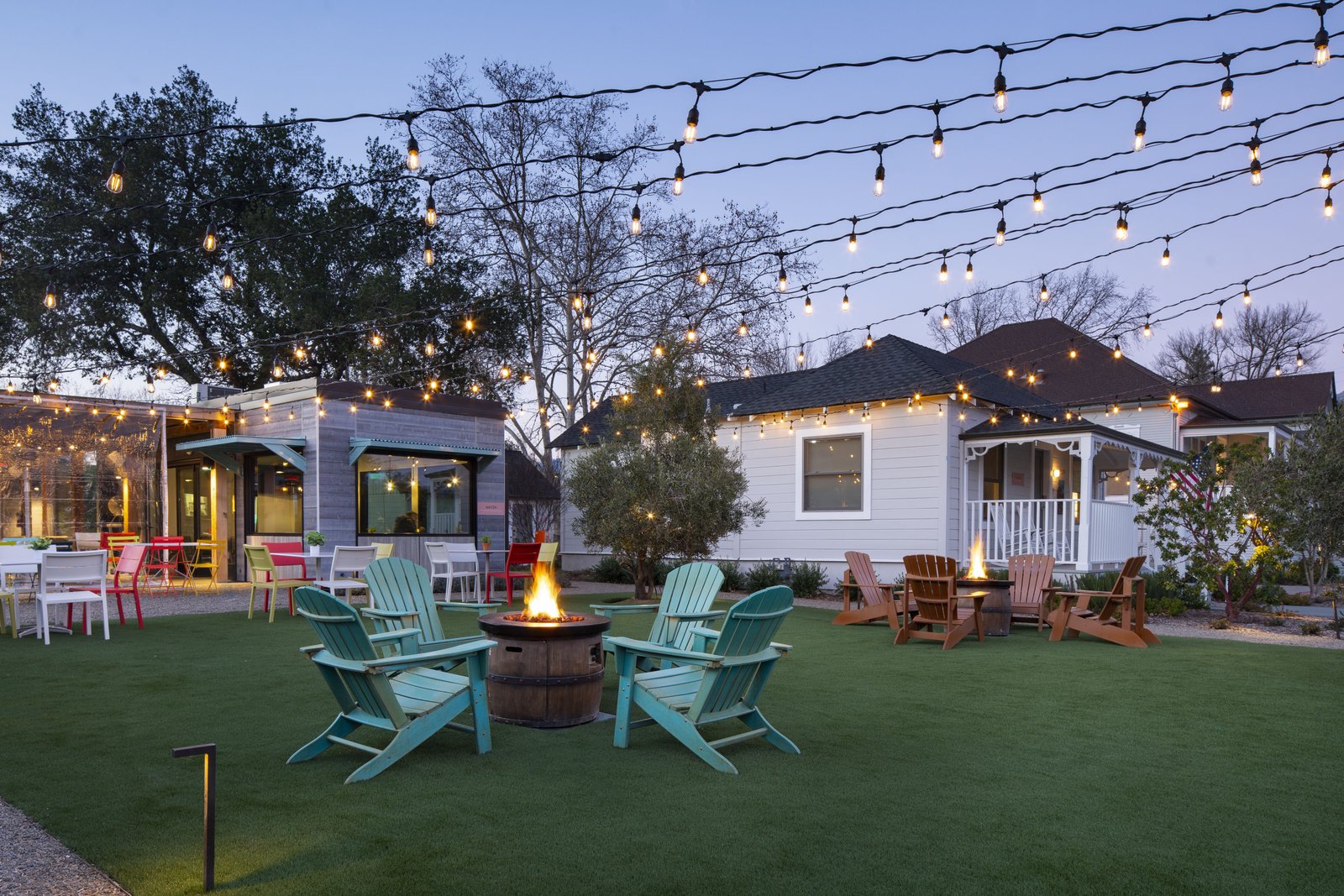 Dr. Wilkinson's Backyard Resort & Mineral Springs, vibe