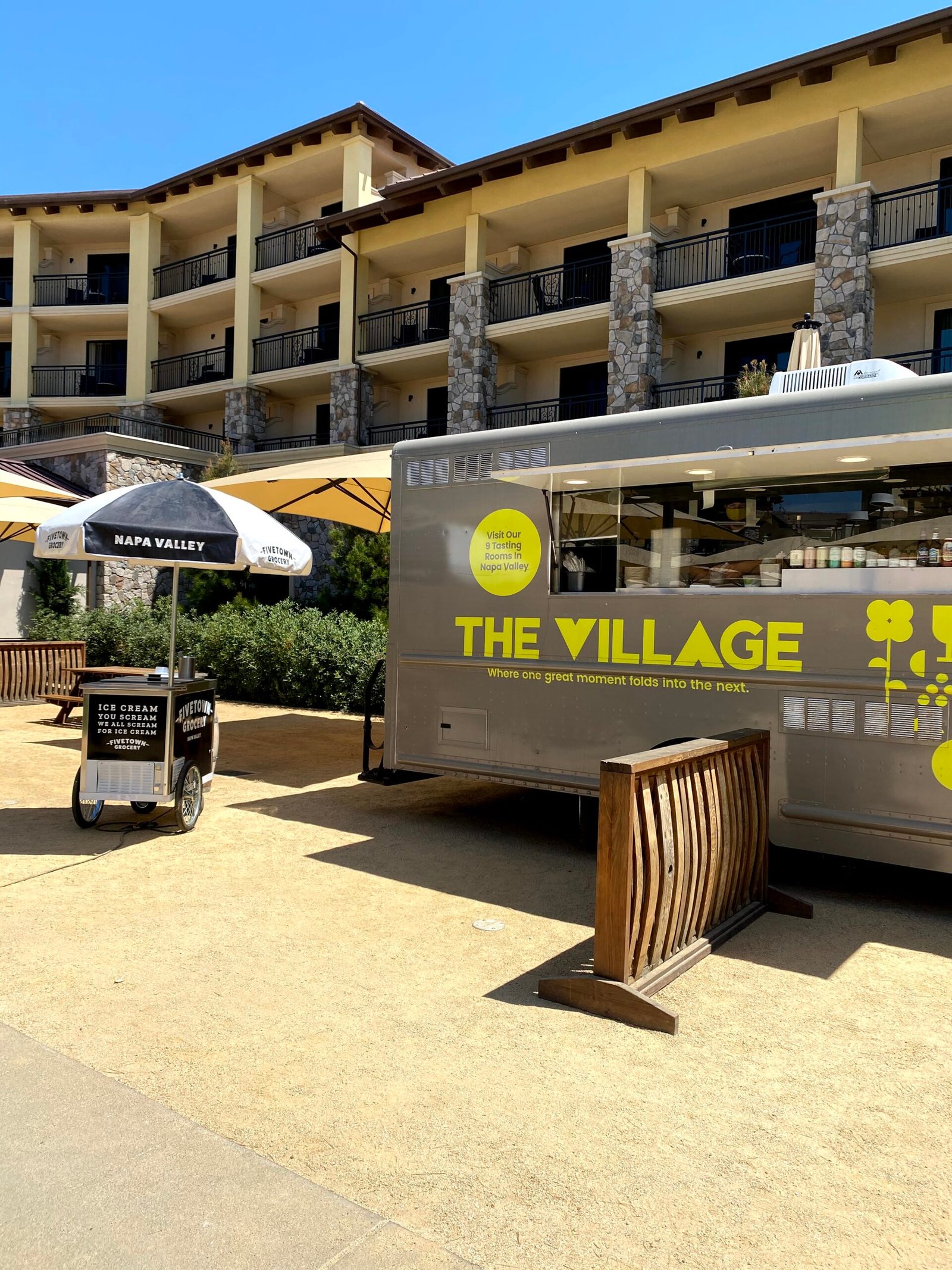 Vista Collina Resort, eat & drink