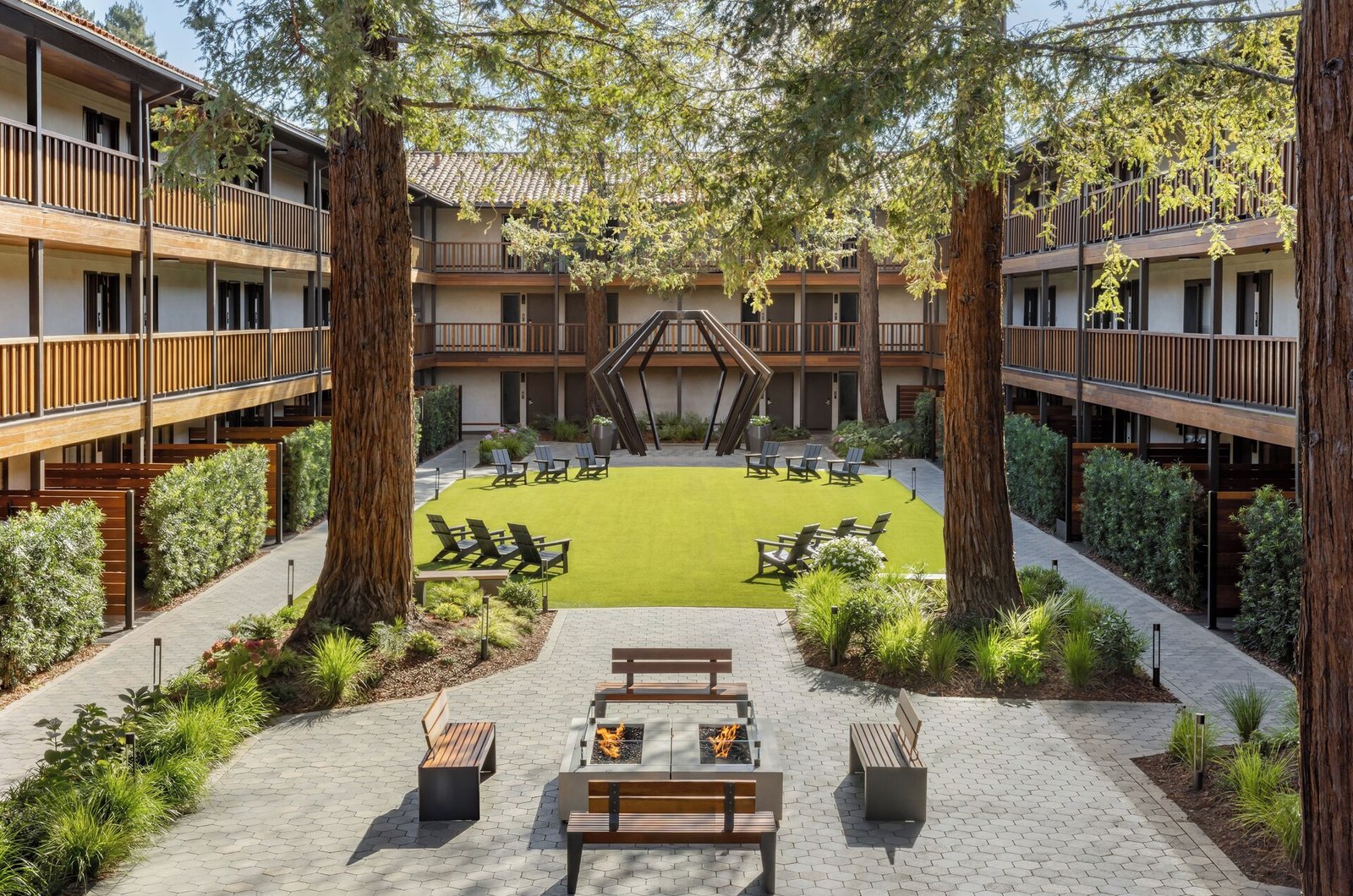 Casa Mani Resort Napa Valley, Curio Collection by Hilton, vibe