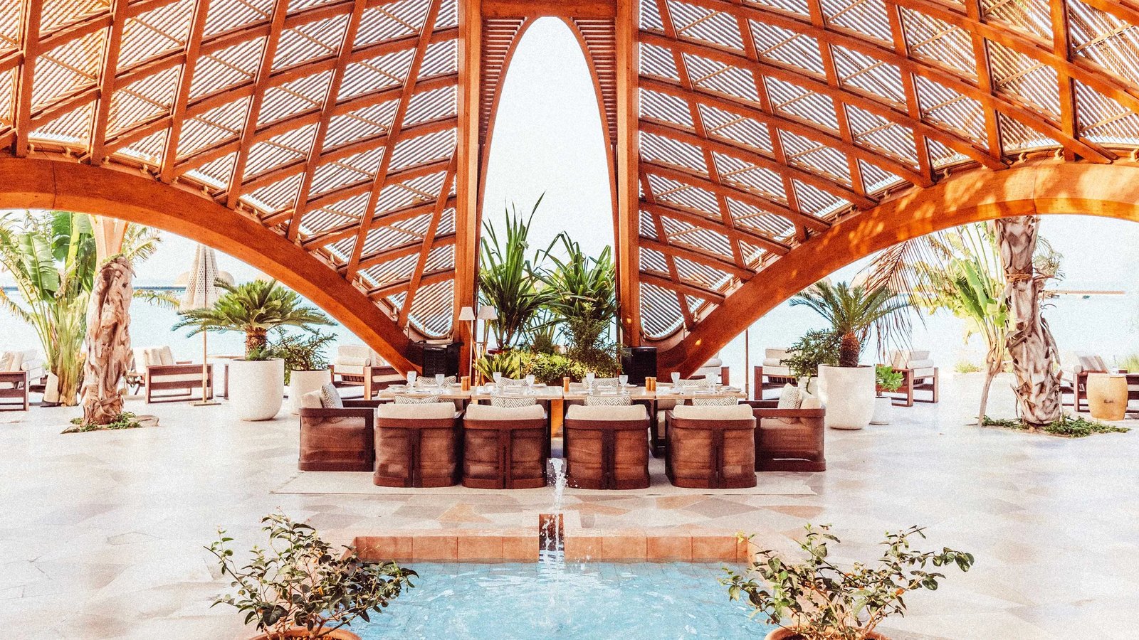 Nujuma, a Ritz-Carlton Reserve, eat & drink