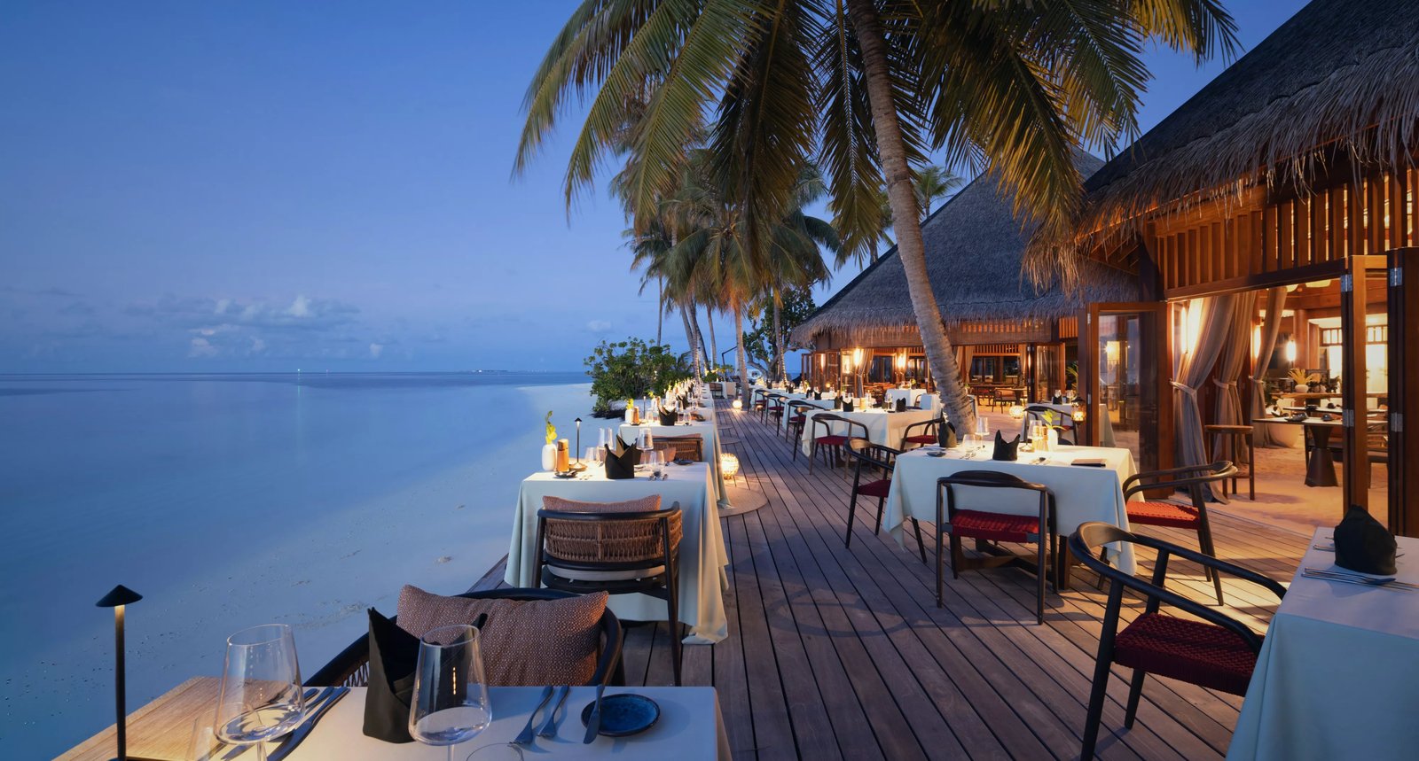 V Villas Maldives at Mirihi, eat & drink