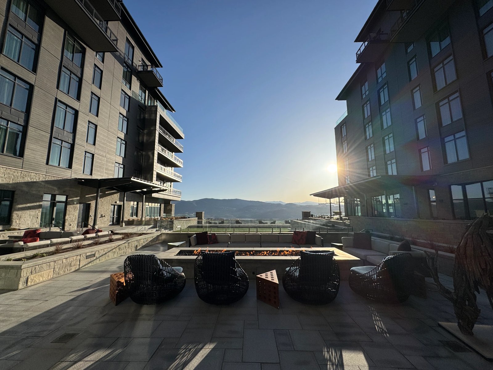 Grand Hyatt Deer Valley, vibe