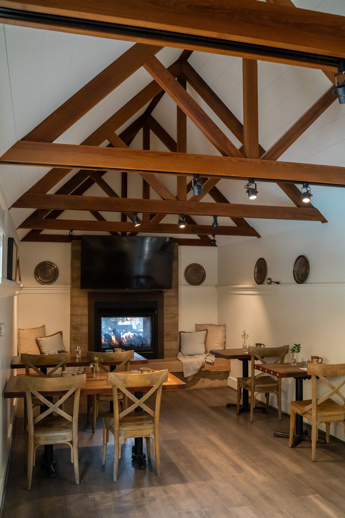 Farmhouse Inn