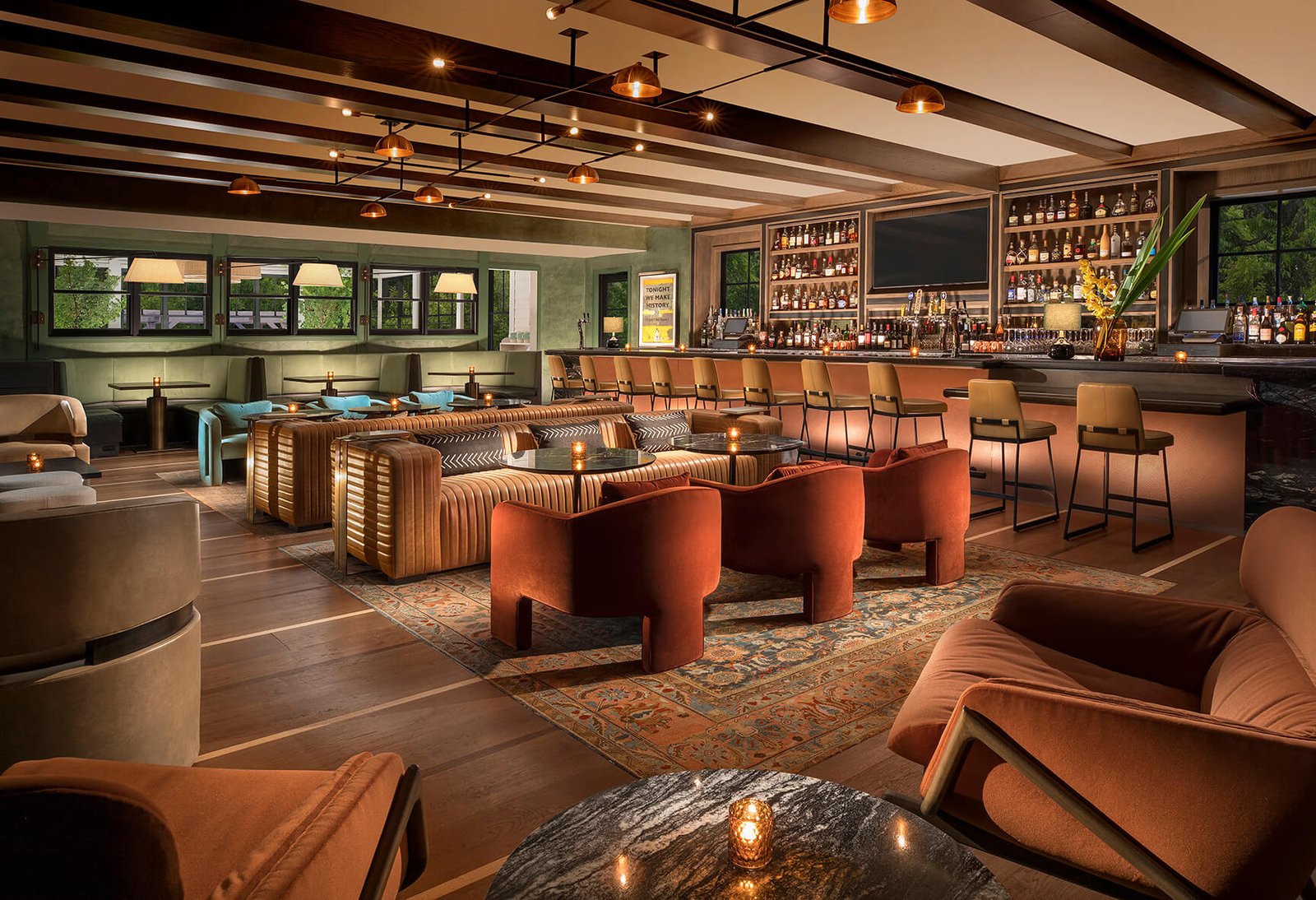 MacArthur Place, eat & drink