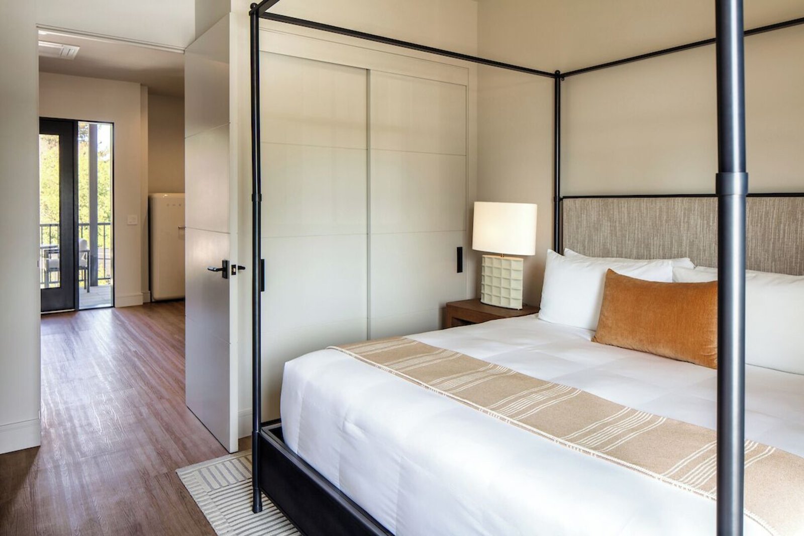 Duchamp Healdsburg, rooms