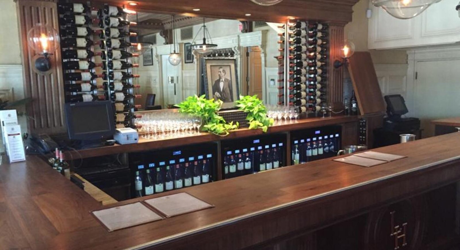 Ledson Hotel, eat & drink
