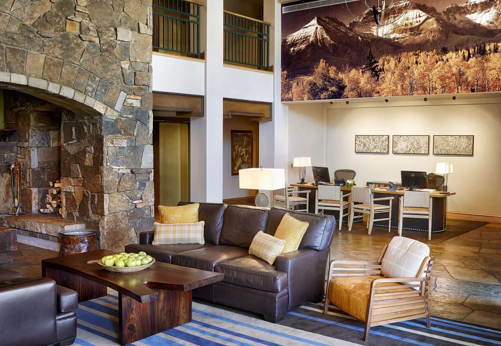 Fairmont Heritage Place - Franz Klammer Lodge, vibe
