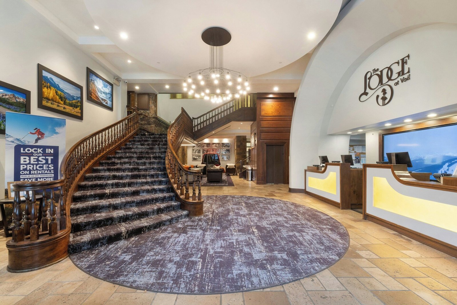 The Lodge at Vail, vibe
