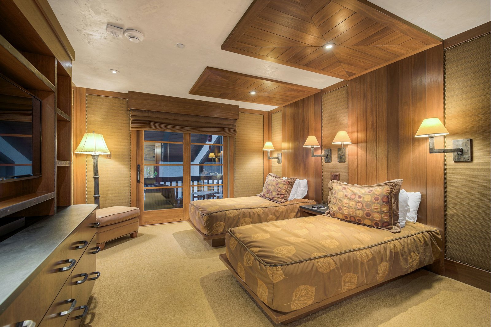 The Lodge at Vail, rooms