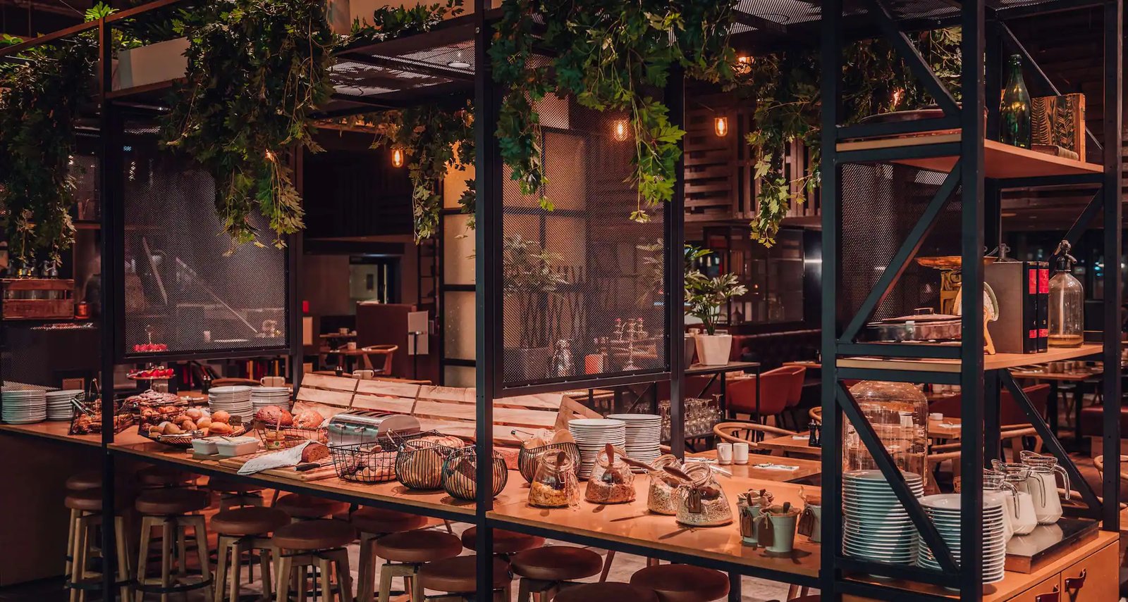 Radisson Blu Seaside Hotel — eat & drink