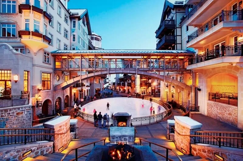 The Arrabelle at Vail Square, vibe