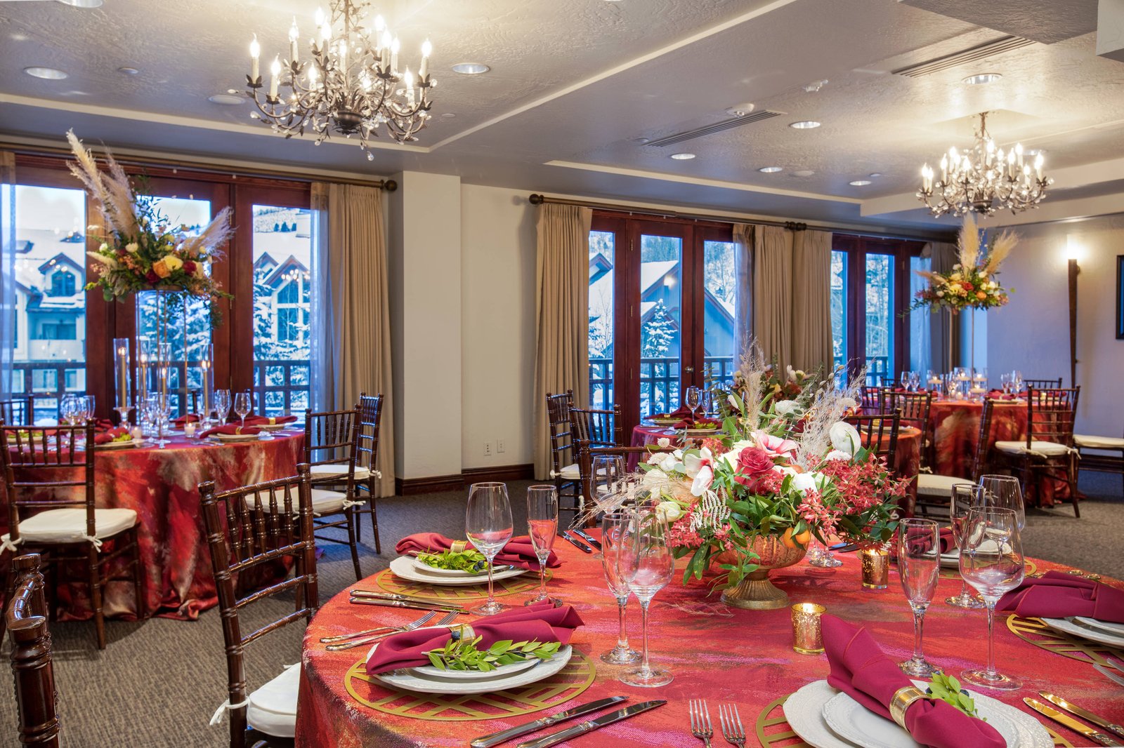 Beaver Creek Lodge, eat & drink