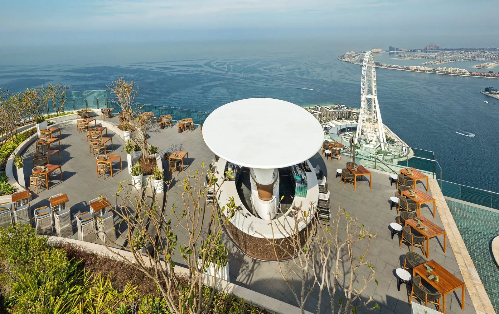 Address Beach Resort, zeta seventy seven