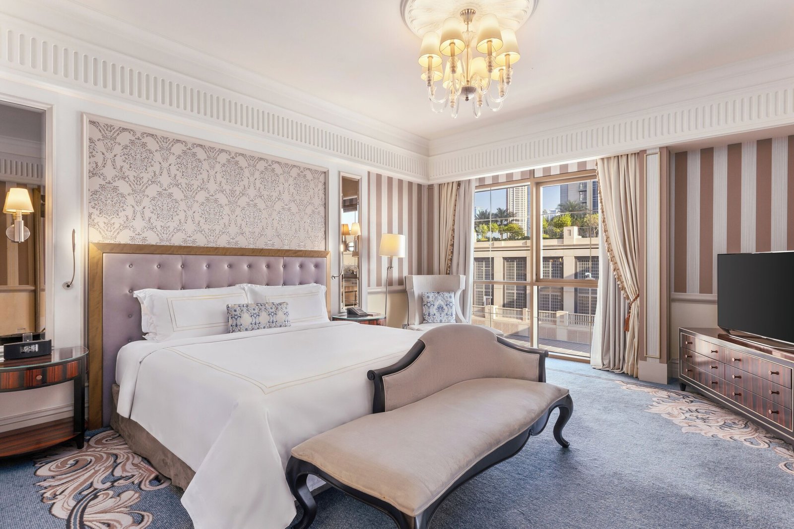 Al Habtoor Palace, Preferred Hotels & Resorts, rooms