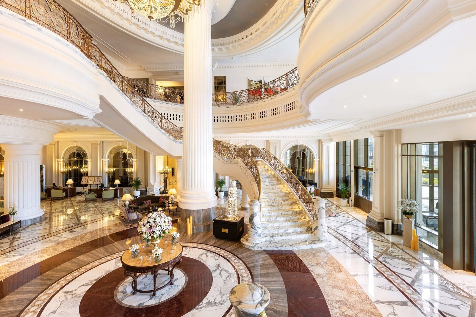Al Habtoor Palace, Preferred Hotels & Resorts, vibe