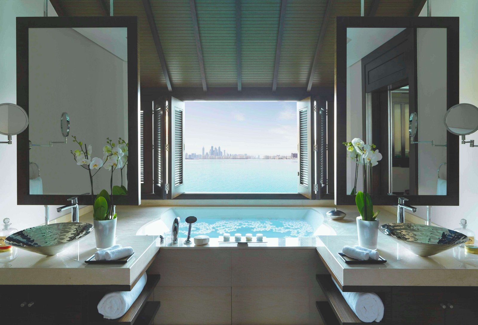Anantara The Palm Dubai Resort, rooms