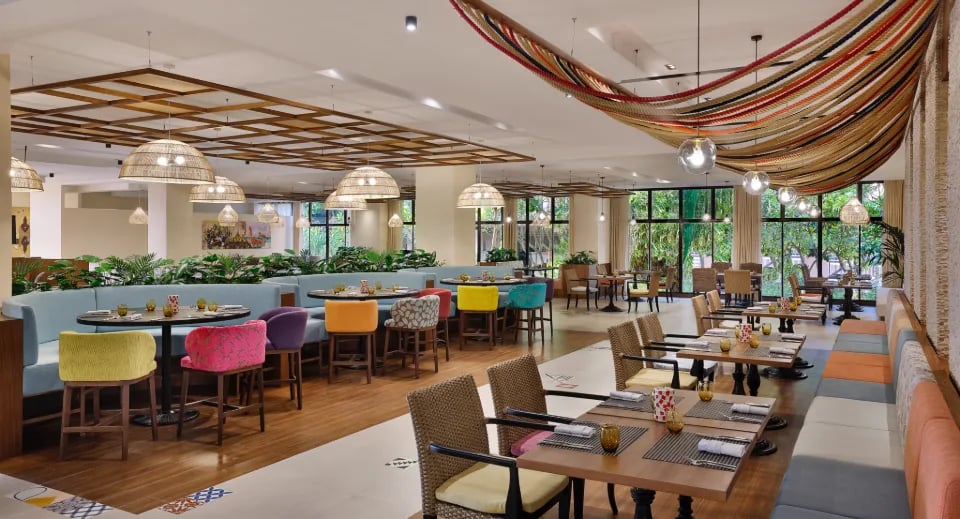Anantara The Palm Dubai Resort, eat & drink