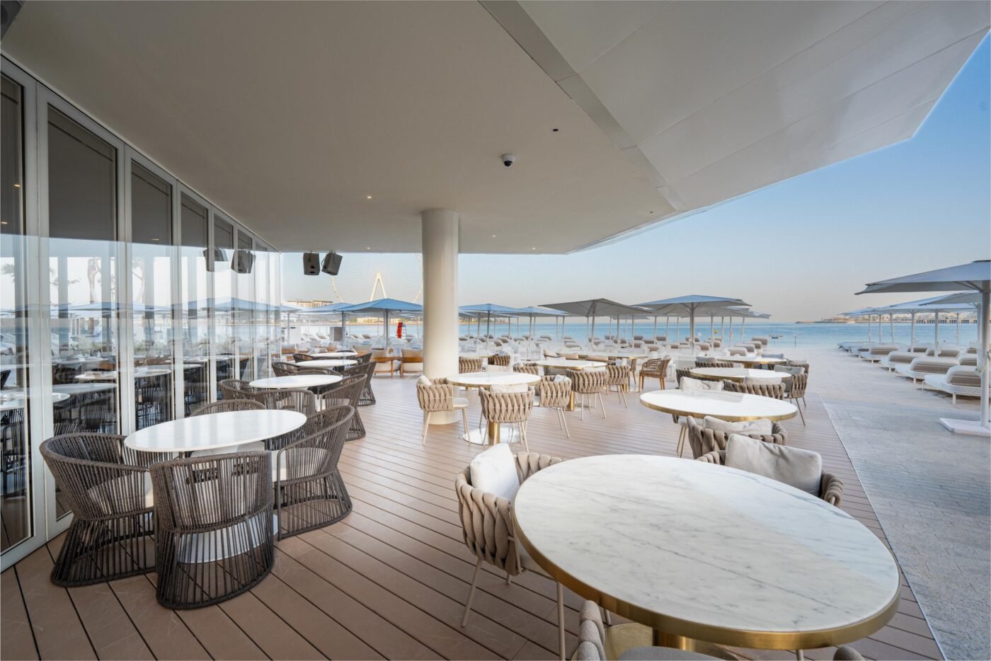 Five Luxe JBR, cielo