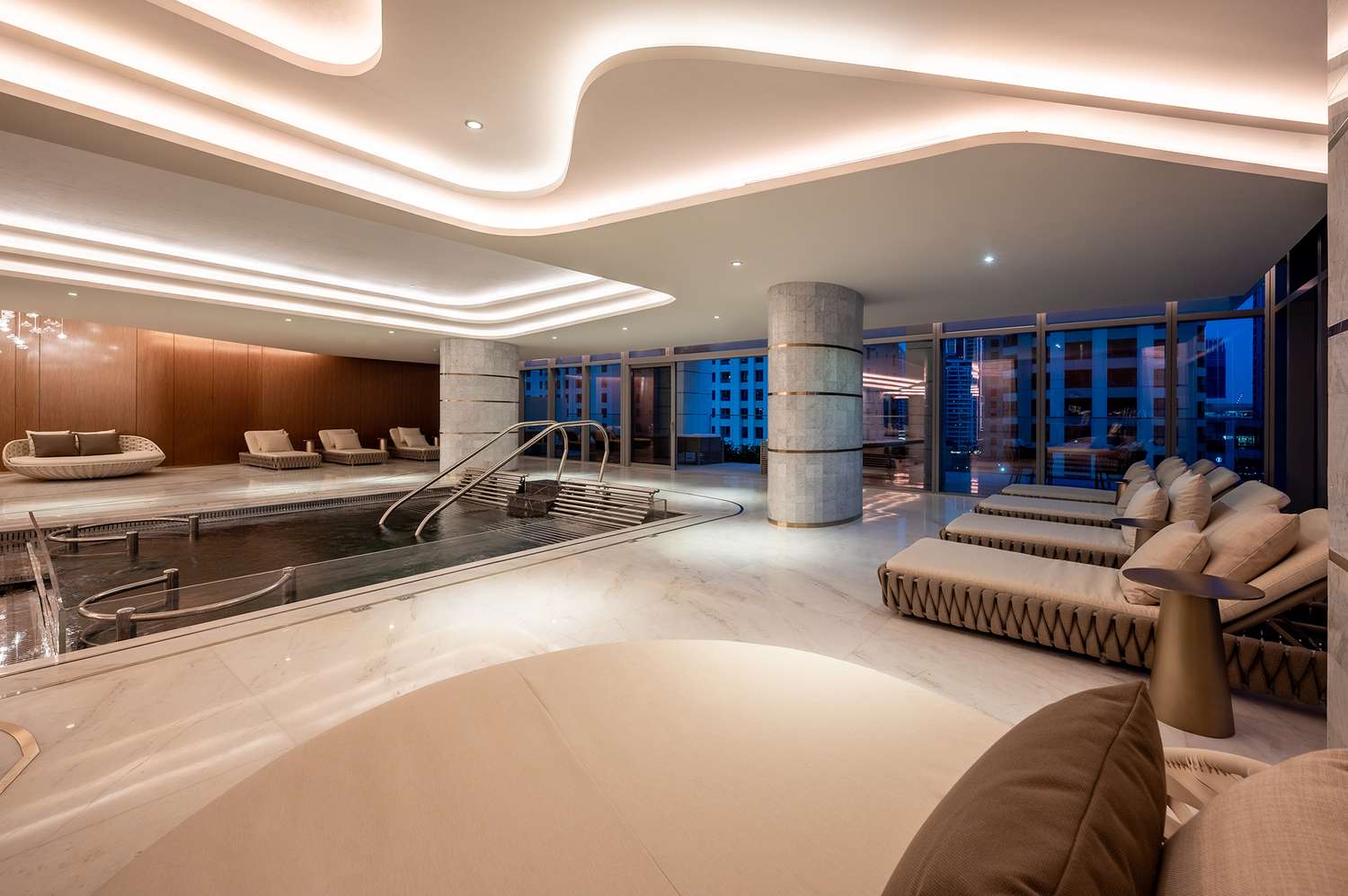 FIVE LUXE JBR, wellness