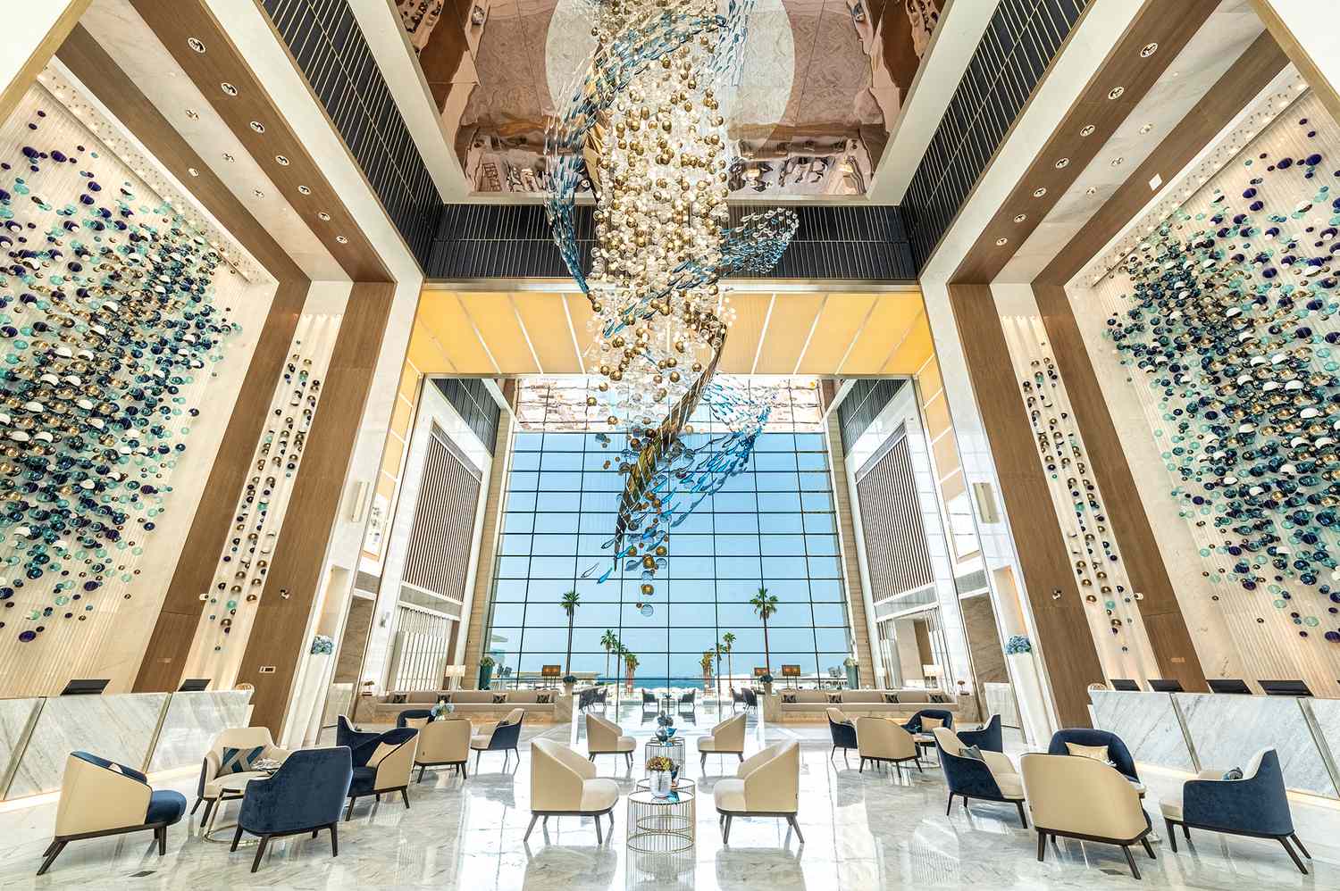FIVE LUXE JBR, vibe