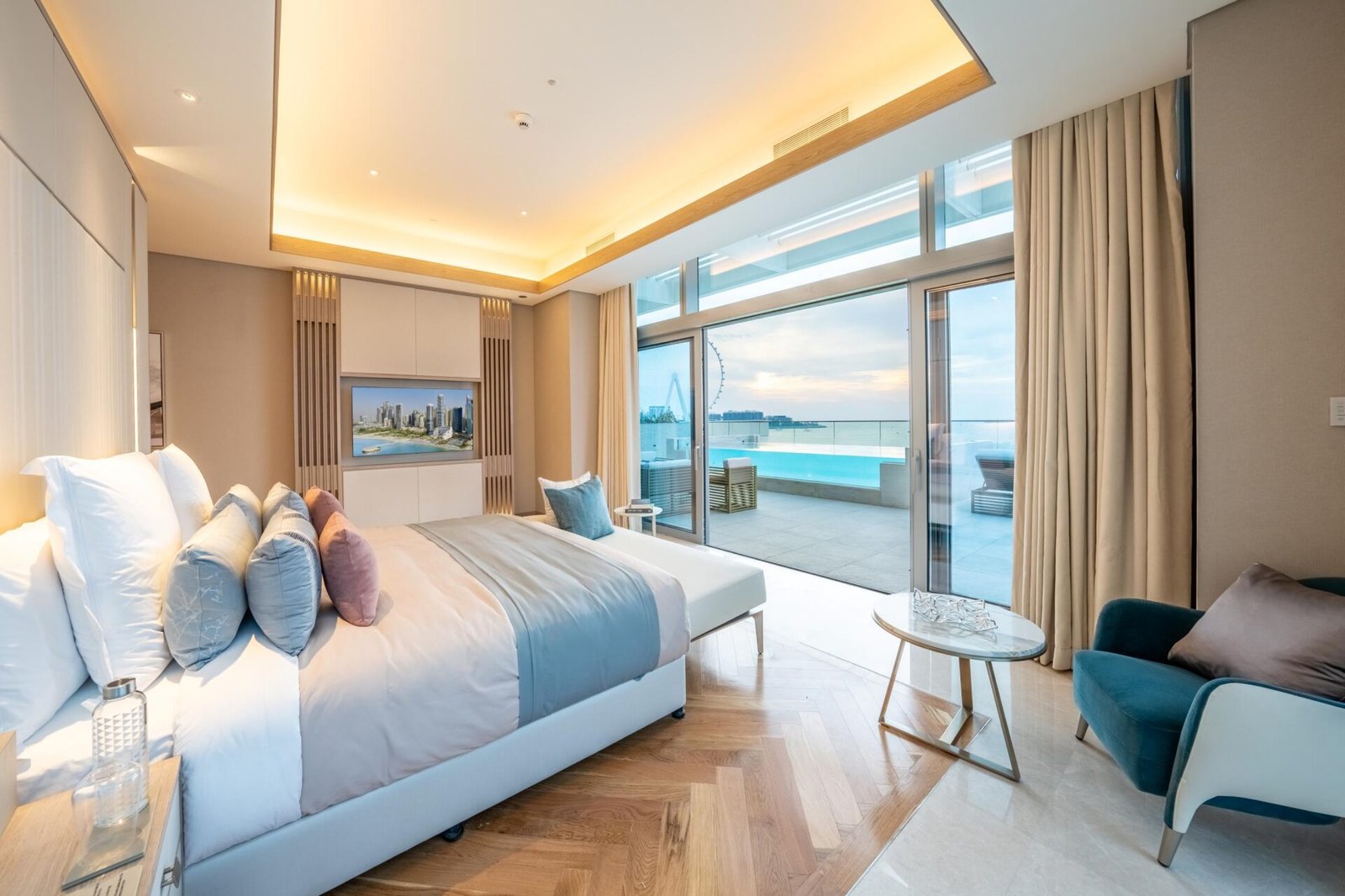 FIVE LUXE JBR, rooms