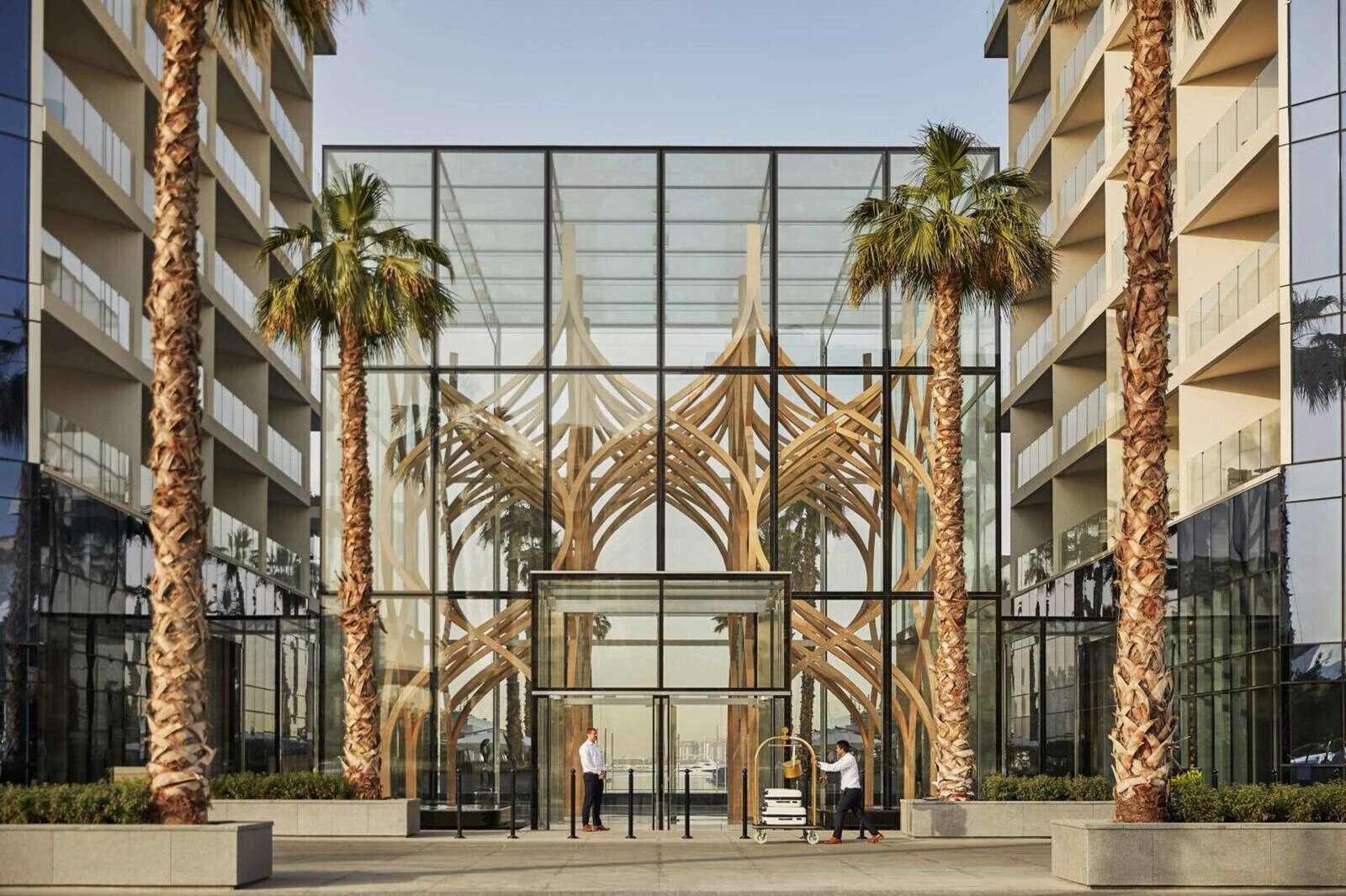 FIVE Palm Jumeirah, backstory