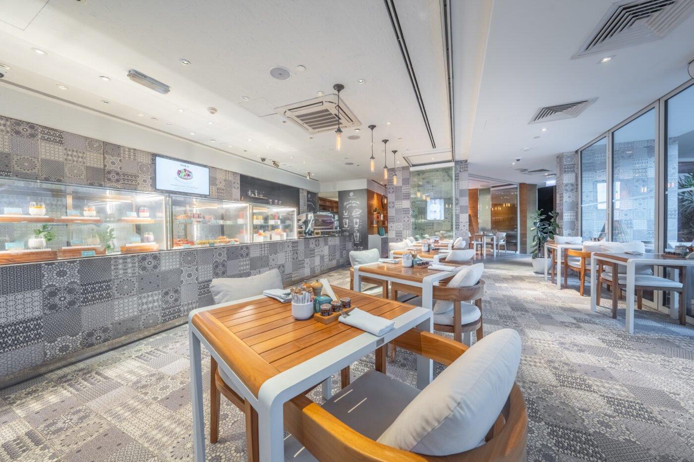 FIVE Palm Jumeirah, eat & drink