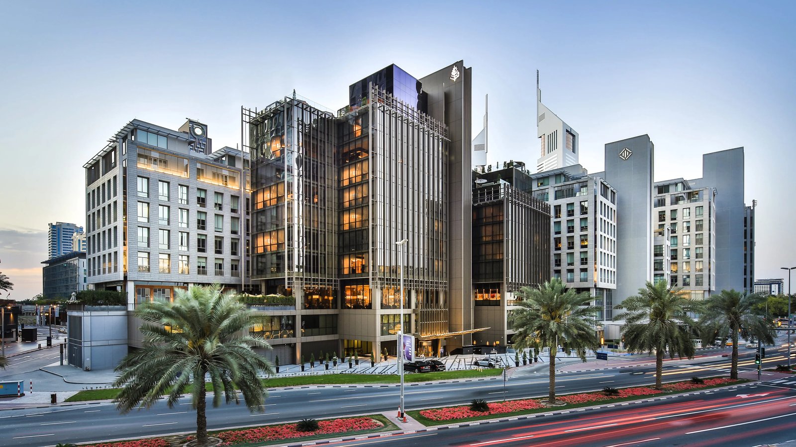 Four Seasons Hotel Dubai International Financial Centre, backstory