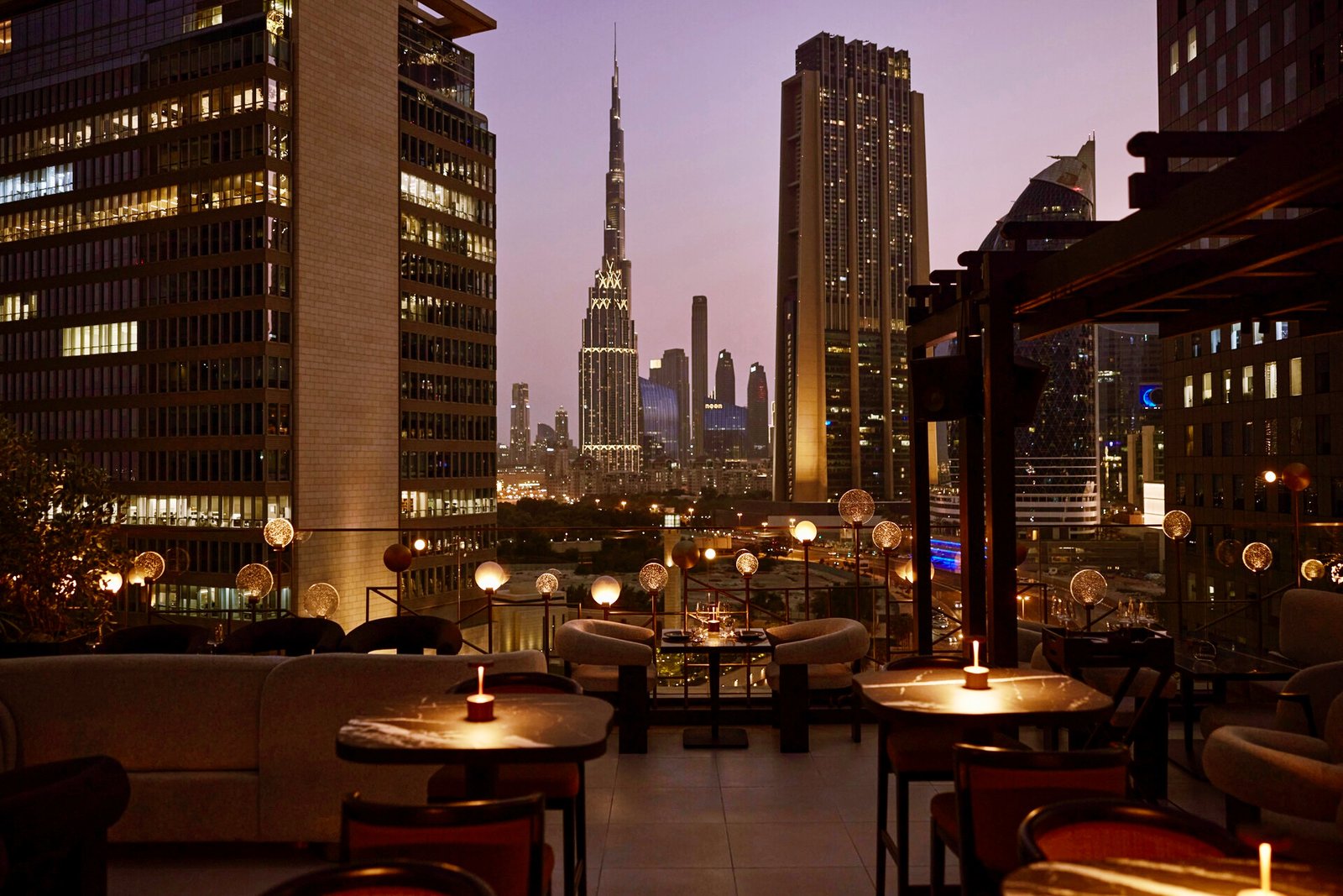 Four Seasons Hotel Dubai International Financial Centre, vibe