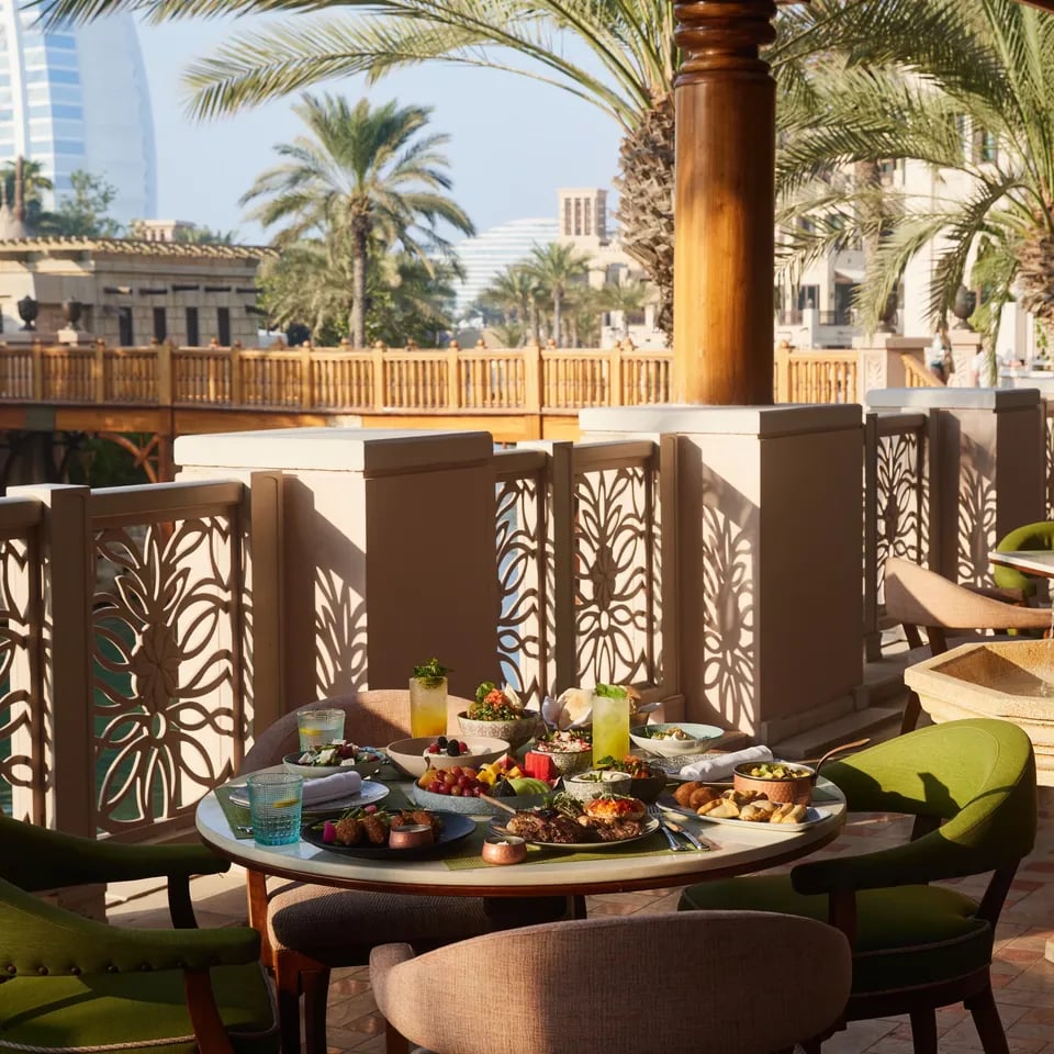 Jumeirah Al Qasr, eat & drink