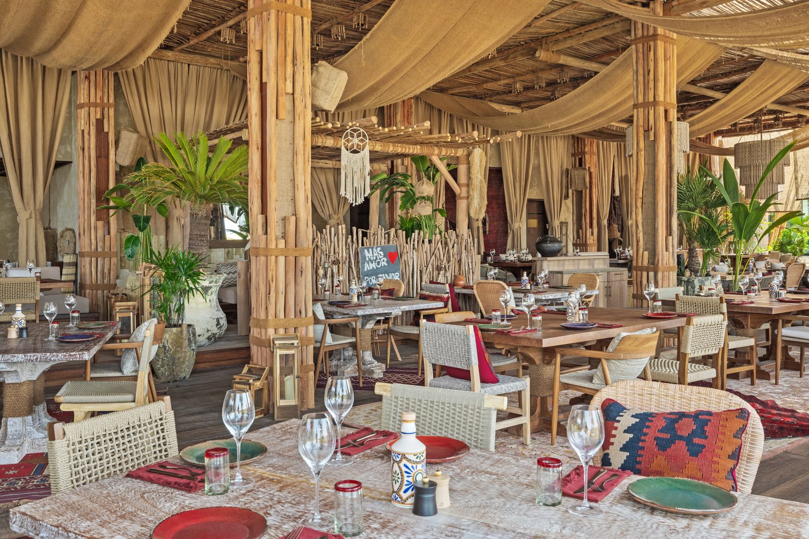 Mandarin Oriental Jumeira, Dubai, eat & drink