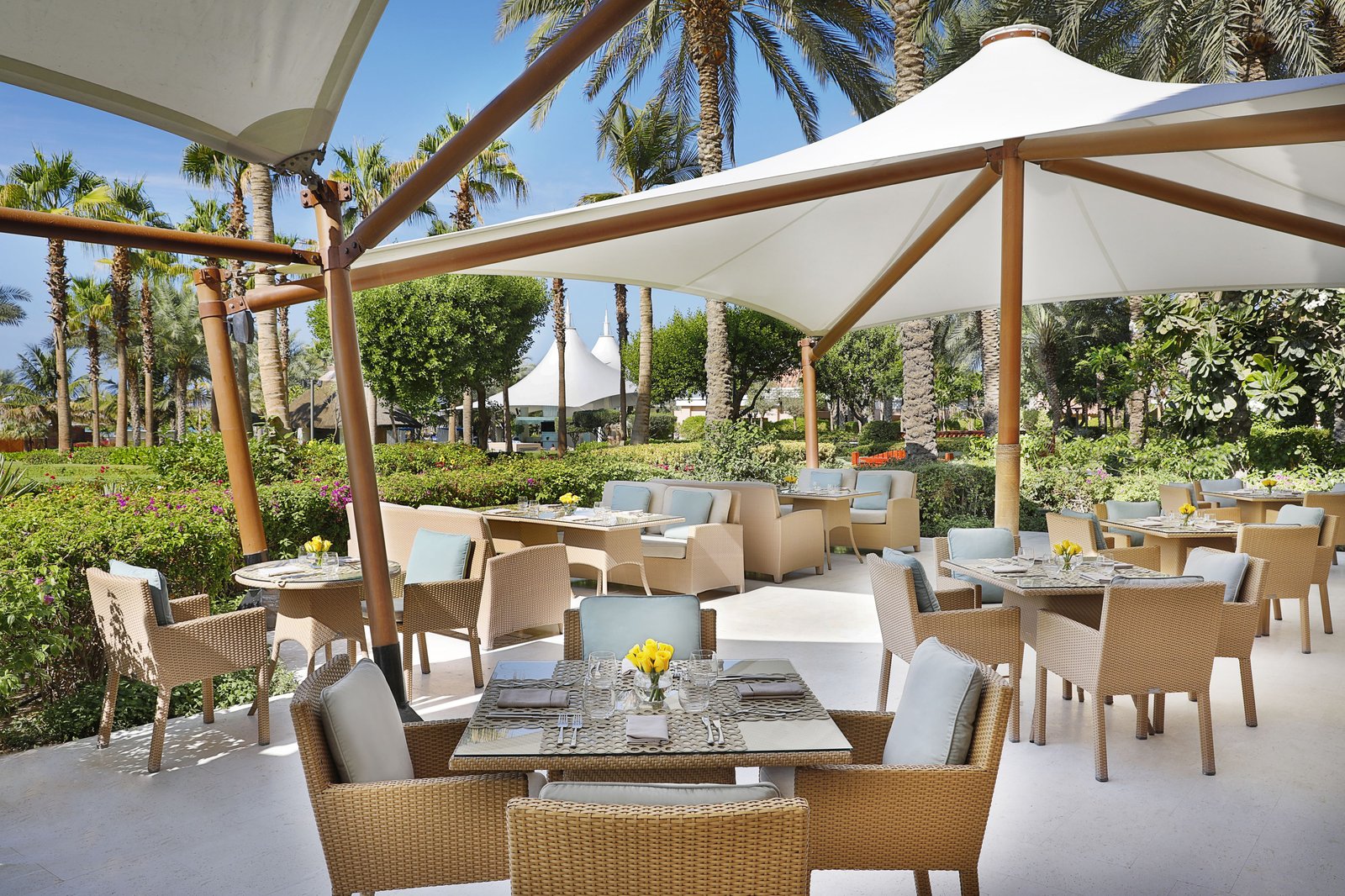 The Ritz-Carlton, Dubai, at the table